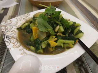 黄瓜变蛋拌荆芥的做法