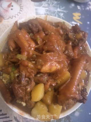鸡肉粉条炖土豆的做法