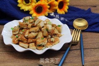 孜然小葱煎豆腐的做法