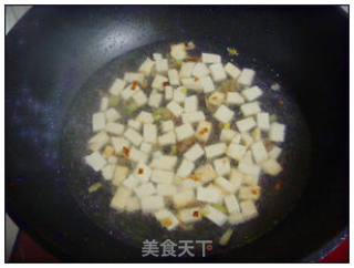 紫菜豆腐蛋花汤的做法步骤：7