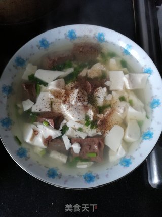 鸭血豆腐汤的做法