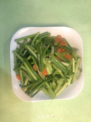清炒蒜苗的做法
