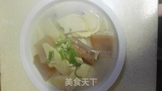 咸肉毛笋汤的做法