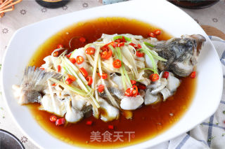 响油鲈鱼的做法