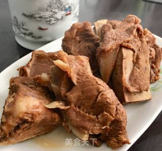 酱猪骨的做法