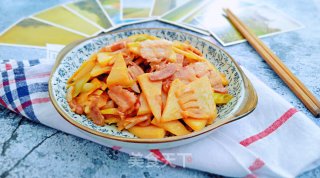 五花肉炒笋片的做法