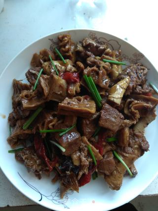 笋干焖鸭肉的做法