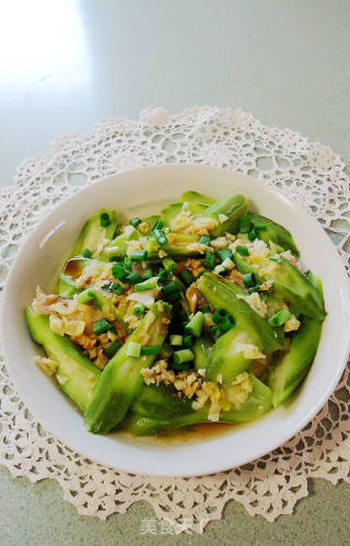 丝瓜蒸鱼的做法
