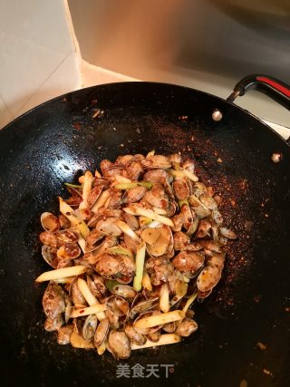 懒人推荐菜—火爆花甲的做法