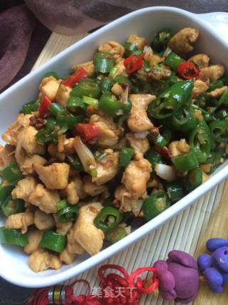 麻辣青椒鸡丁的做法