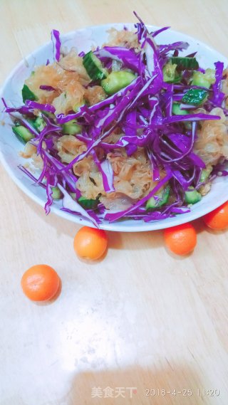 “沙拉”黄瓜紫甘蓝凉拌菜