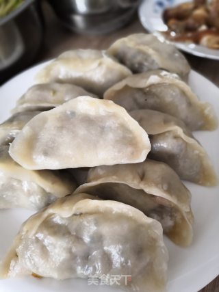 风味干菜什锦素蒸饺的做法