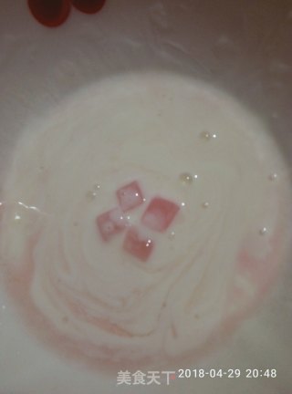 森林莓果酸奶沙拉黑暗料理