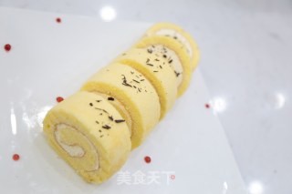 全家都爱吃的奶油瑞士卷的做法