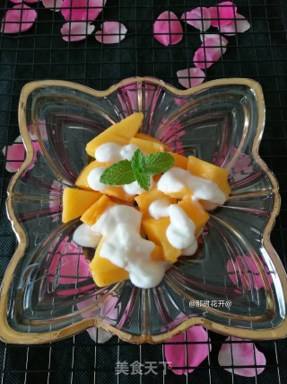 芒果酸奶沙拉