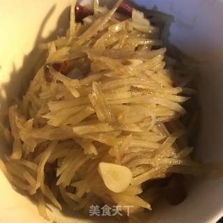酸辣土豆丝的做法