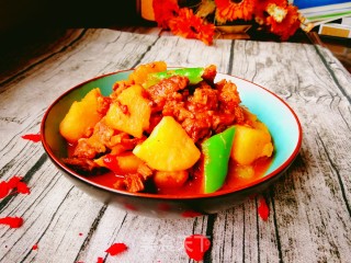 西红柿土豆炖牛腩的做法