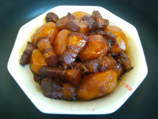 五花肉焖土豆的做法
