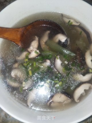 丝瓜香菇汤的做法