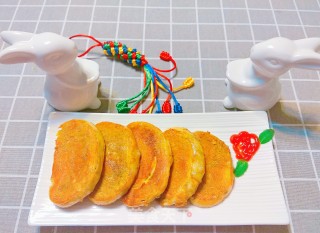 蛋香椒脆馒头片的做法