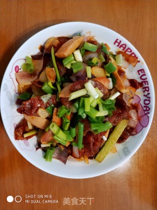 干锅腊肠的做法