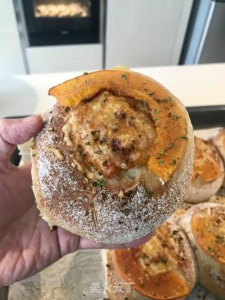 烤金瓜面包的做法