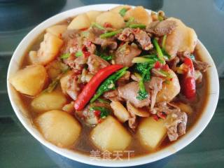鸡心炖土豆的做法
