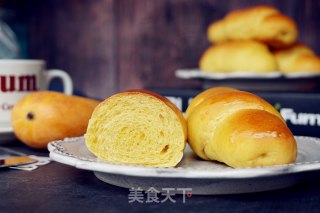 芒果面包卷的做法