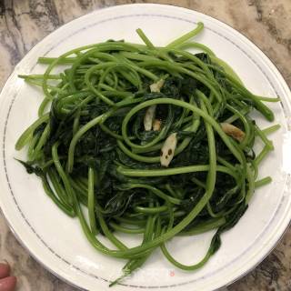蒜香红薯叶的做法