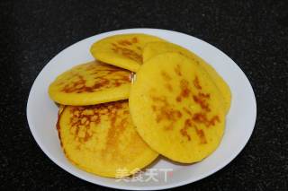 鸭蛋黄棒子面发面饼的做法