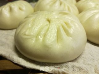 卷心菜春葱大肉包的做法