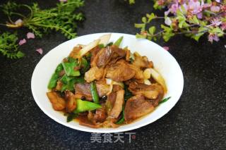 葱爆肉的做法