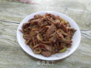 蘑菇炒肉的做法