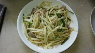 茭白炒肉丝的做法