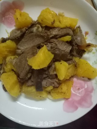 菠萝炒牛肉的做法