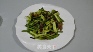 蒜苔炒肉的做法
