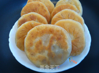 黑椒牛肉洋葱馅饼的做法