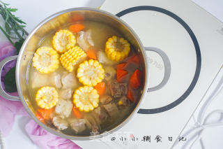 玉米排骨汤的做法