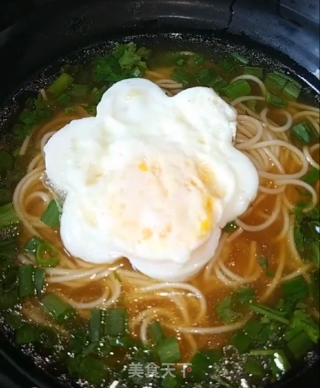 煎蛋挂面的做法