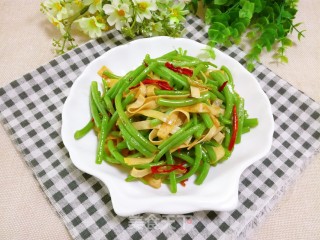 豆皮茼蒿的做法