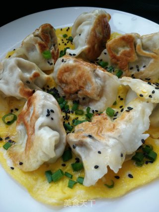 鸡蛋煎饺的做法