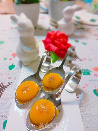 分子料理———爆浆芒果蛋的做法