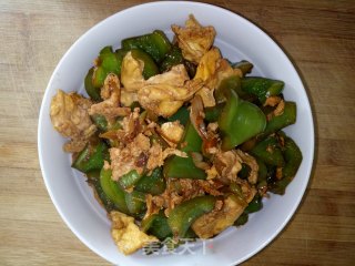 青椒炒鸡蛋的做法