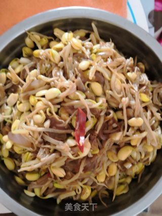 黄豆芽炒金针菇的做法