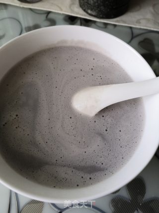 香浓黑芝麻杏仁露的做法