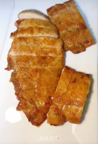 香煎鸡胸肉的做法