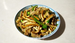 荤菜—青椒豆干肉丝