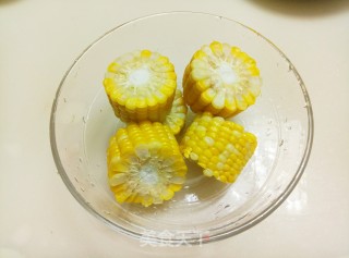 煮甜玉米的做法