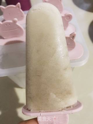 香蕉奶昔冰淇凌的做法