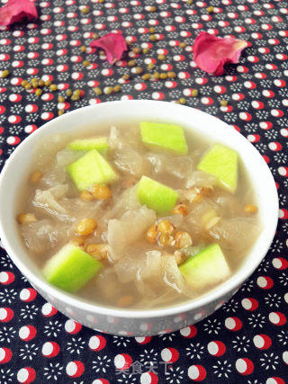 绿豆瓜皮银耳羹的做法